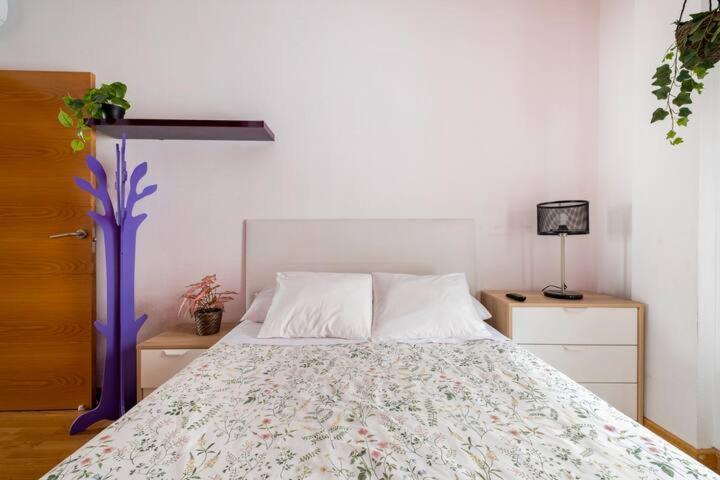 Especial Grupos A 3 Paradas Del Metro Atocha Apartamento Madrid